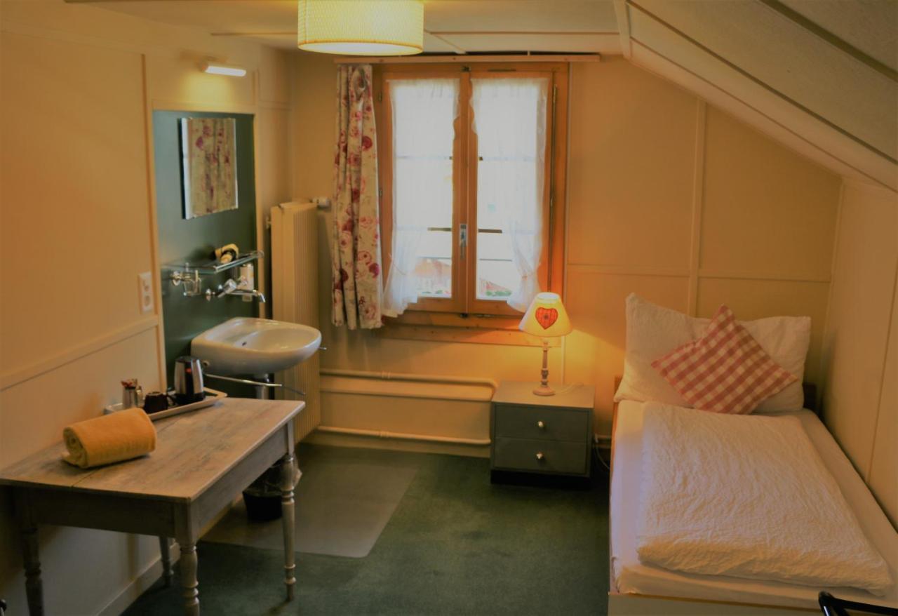 Edelweiss Lodge Wilderswil Phòng bức ảnh